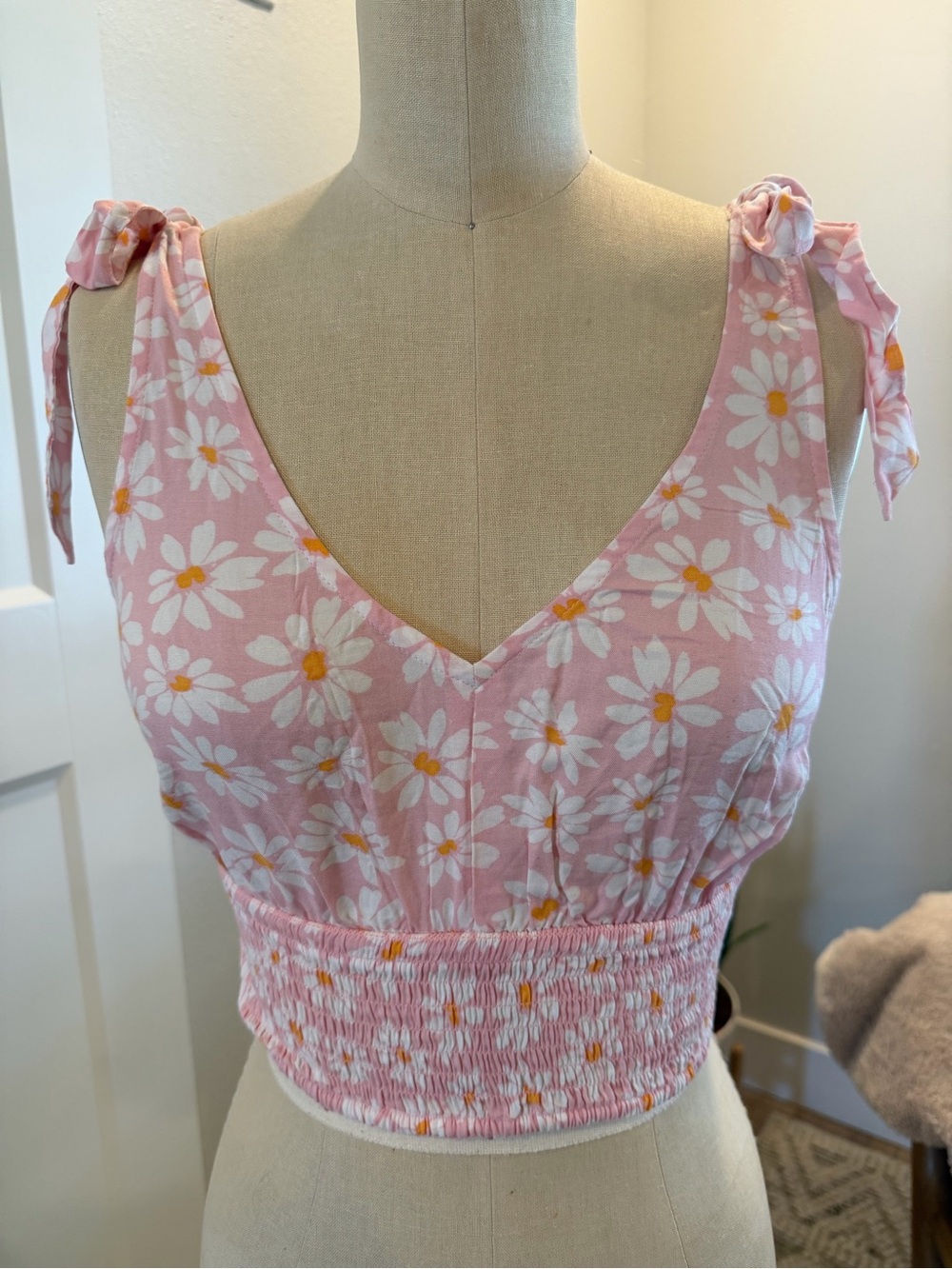 Hollister Pink Daisy Tie-Shoulder Smocked Crop Camisole